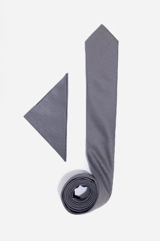 Durable Men's Wool SuitsGiovanni Tie & Pocket Square