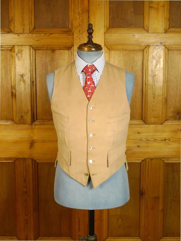 Men's Suits with Fusion Constructions140824/07 genuine 1940s 1950s vintage british beige doeskin wool country waistcoat 40