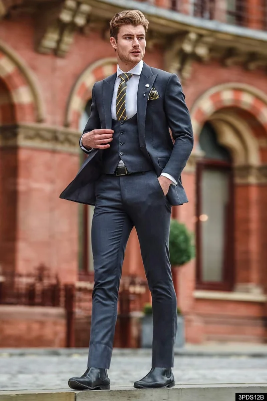 Men's Suits with Full-Canvas ConstructionsAlios Three Piece Suit