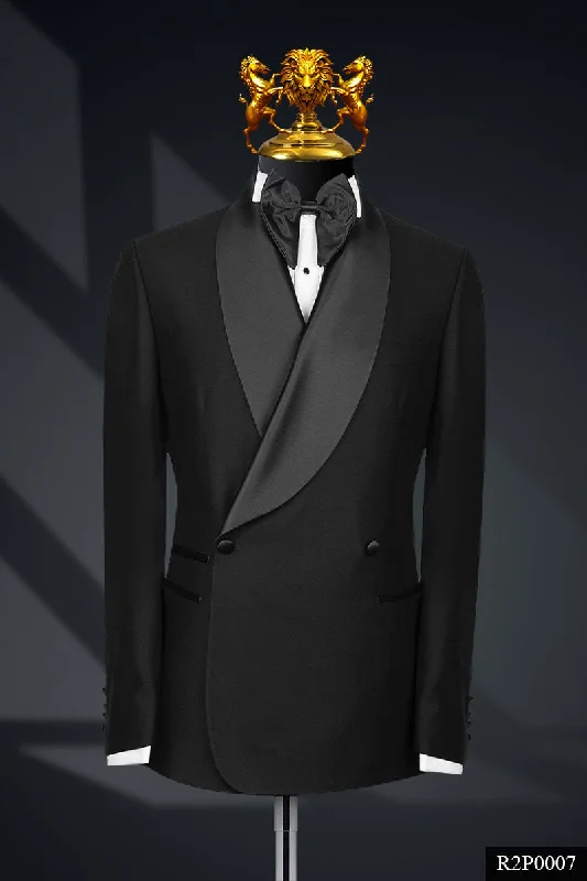 Luxurious Men's Silk-Lined SuitsRoma Royale Two Piece Suit