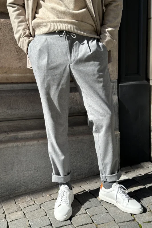 Luxurious Men's Silk-Lined SuitsJOGGER PANTS FLANELLA - ICE