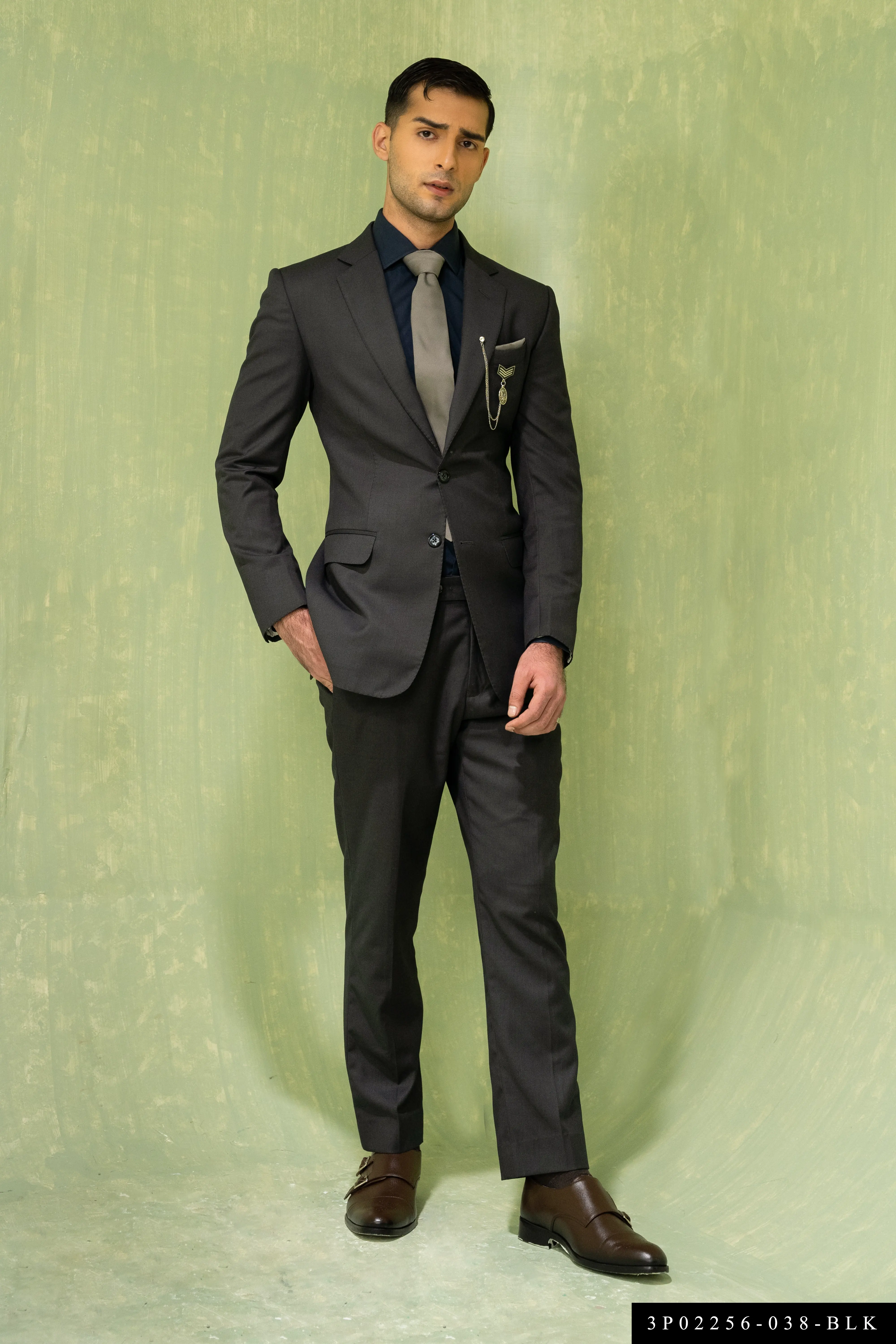 Men's Suits with Linen-Blend FabricsDe Grâce Three Piece Suit