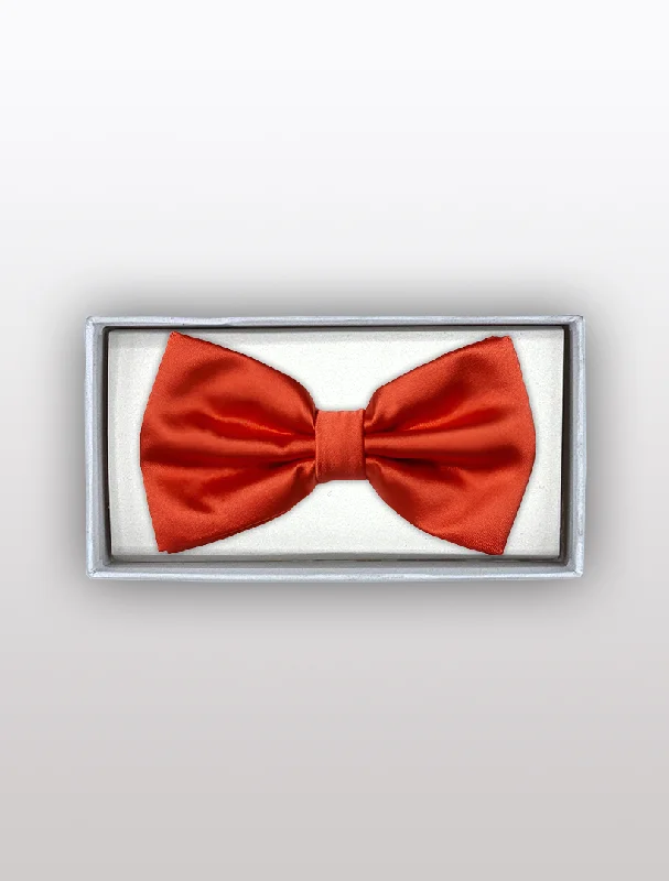 Durable Men's Wool SuitsMens Adjustable Pre-Tied Satin Bowtie In Red