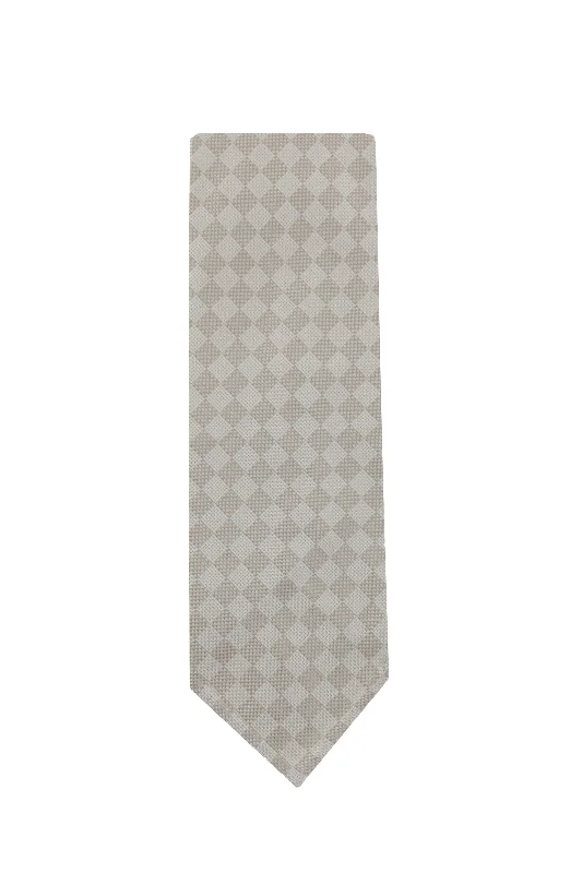 Luxurious Men's Silk-Lined SuitsCesare Attolini Beige Tie