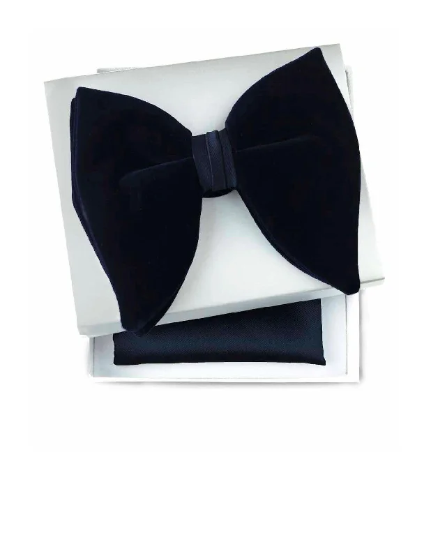 Men's Suits with Tweed FabricsBlack VELVET BUTTERFLY BOW TIE