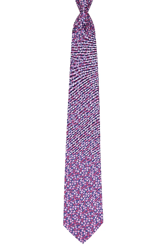 Essential Men's Business SuitsA Martin Greenfield Clothiers Tie