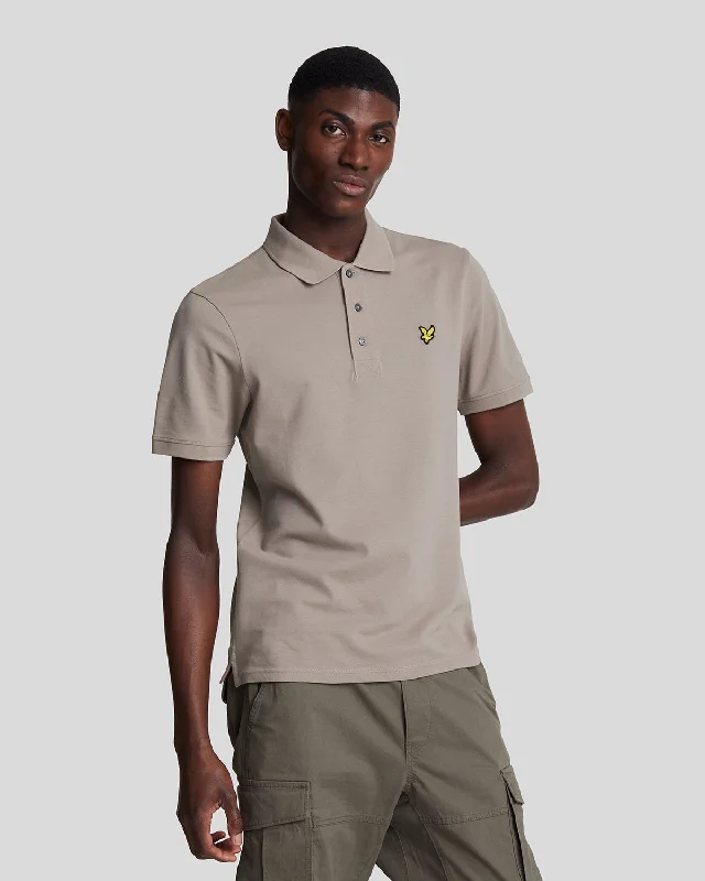 Men's Shirts with Pleated HemlinesPlain Polo Shirt