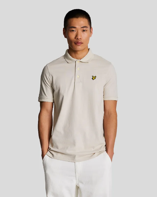 Men's Shirts with Single-Breasted DesignsRally Tipped Polo Shirt