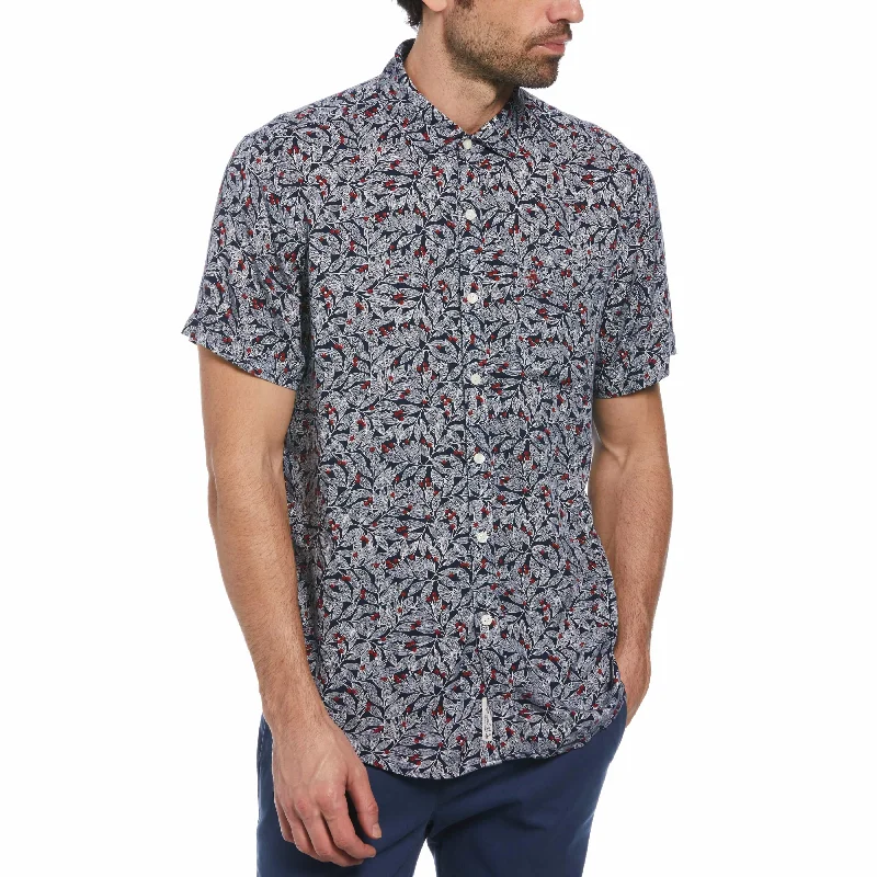 Men's Spread-Collar Shirts for a Bold StatementHolly Leaf Print Soft Shirt