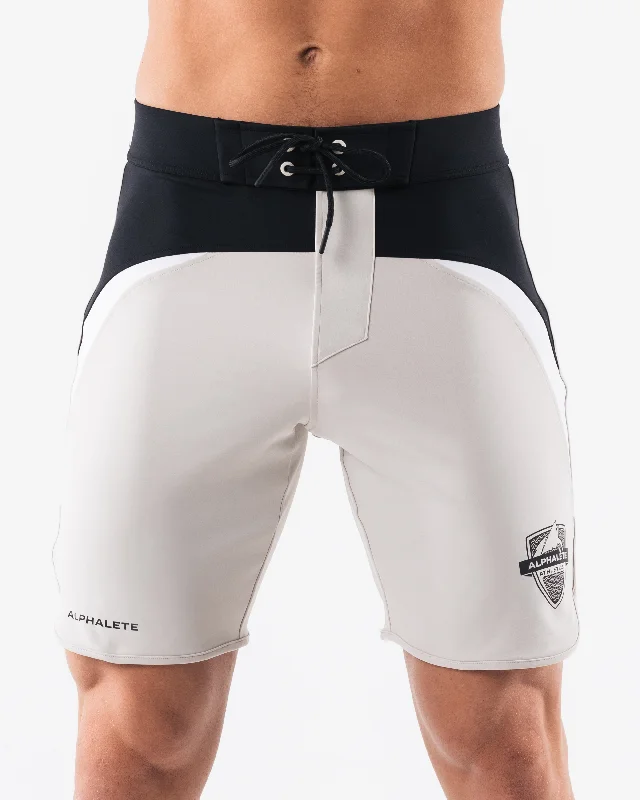 Men's Board Shorts for SurfingCrescent Boardshort - Black Brandy