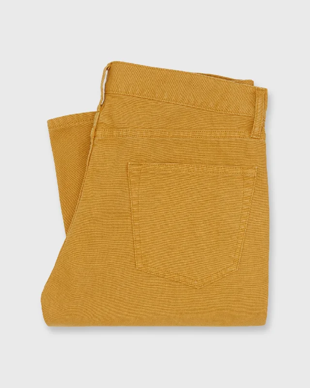 Everyday Casual Men's JeansSlim Straight 5-Pocket Pant in Goldenrod Canvas