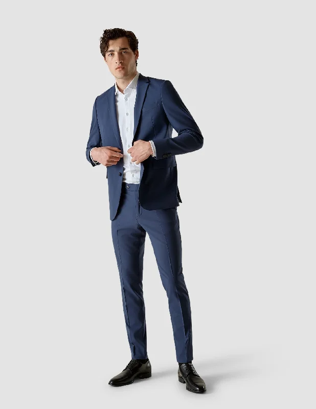 Men's Suits with Solid ColorsEssential Suit Marine Blue