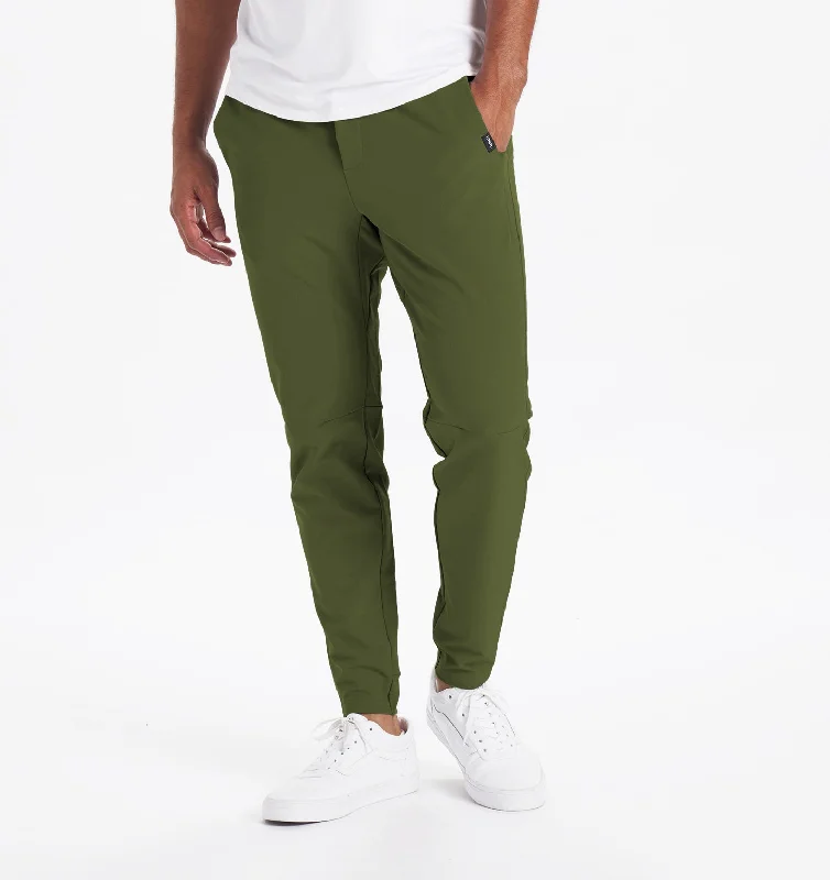 Men's Pants with Contrast Fabric PanelsUNRL Performance Pant